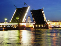 Ночные экскурсии по Санкт-Петербургу